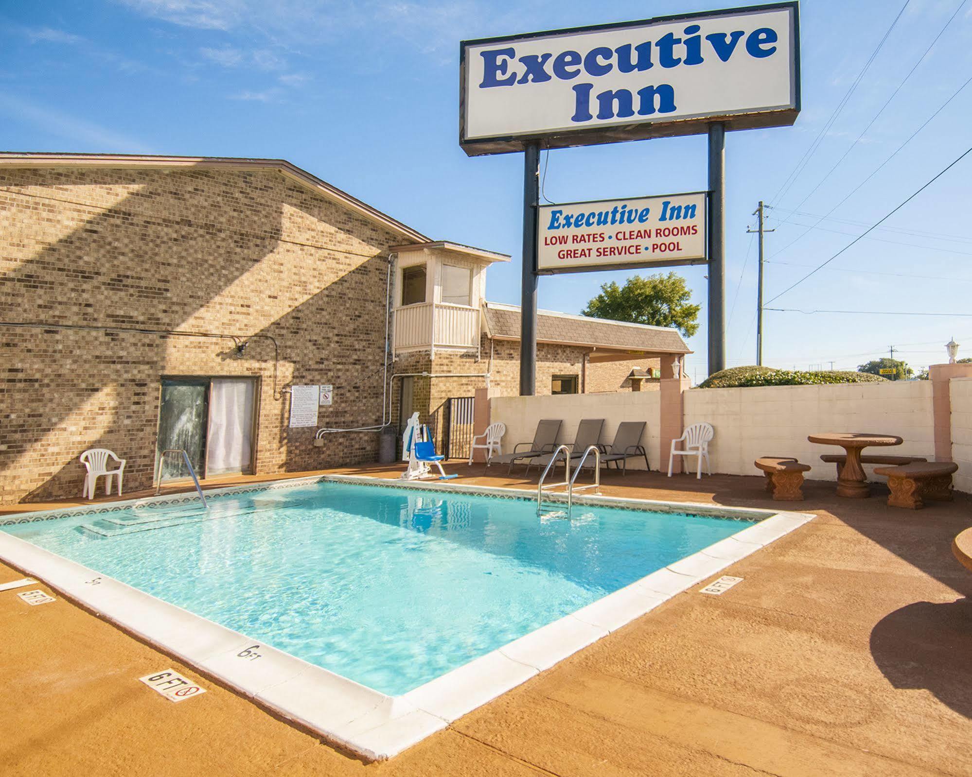 Executive Inn Ferry Pass Extérieur photo